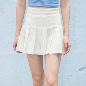 pleated j.galt brandy melville skirt